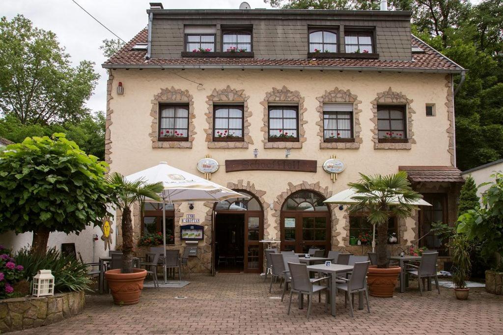 Hotel Zur Klause Saarbruecken Exterior photo